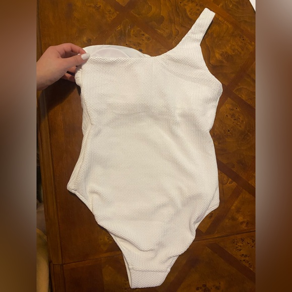 NWT- Seafolly “SeaDive”White Swimsuit - Picture 10 of 11